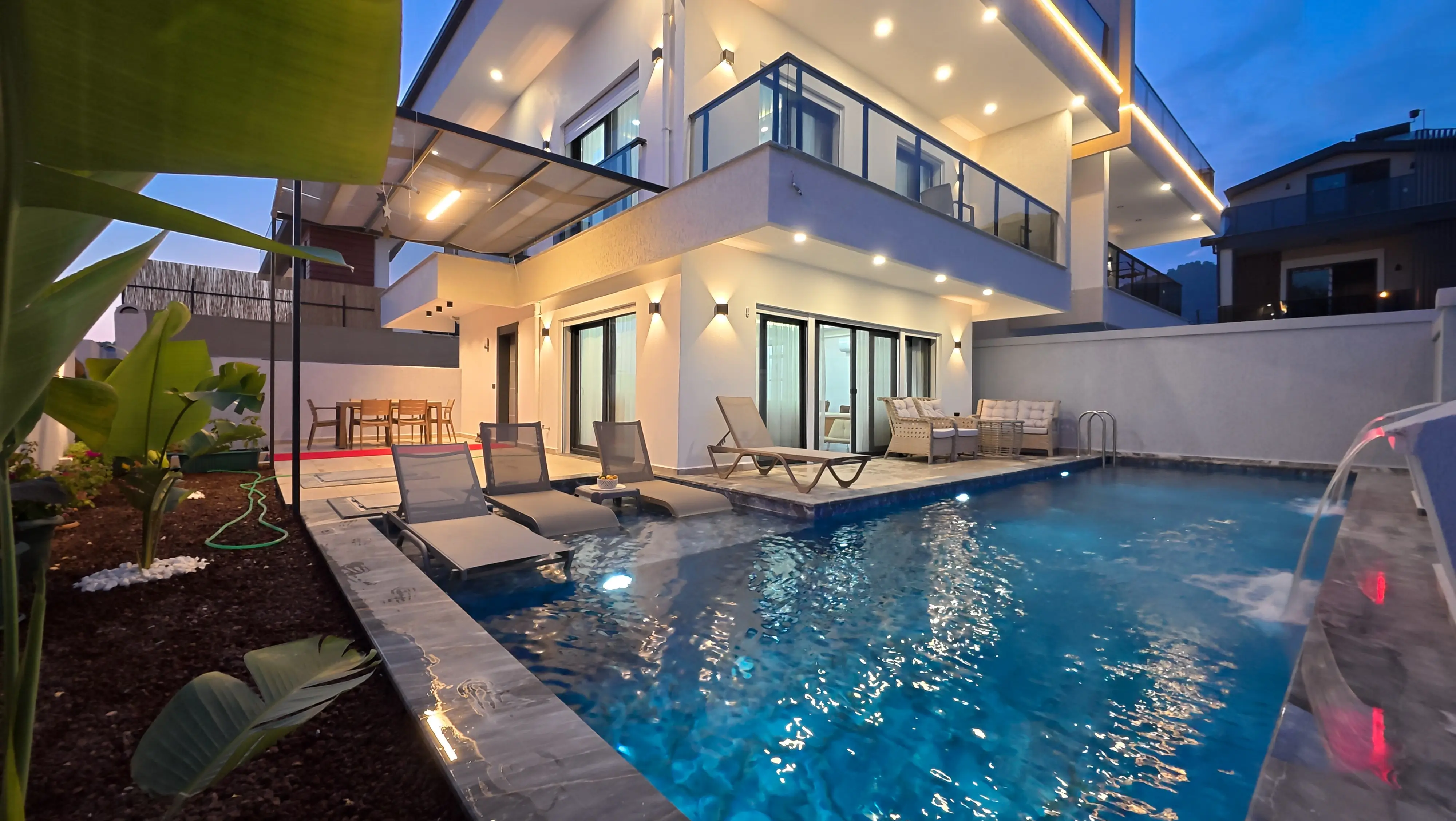 Fethiye'de deniz manzaralı lüks tatil villası - Villa Karakaya